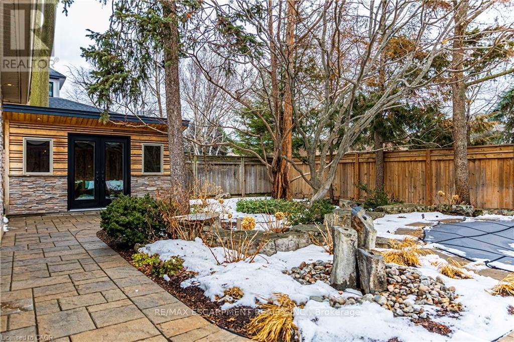 953 Lasalle Park Road, Burlington, Ontario  L7T 1M8 - Photo 47 - W12819782