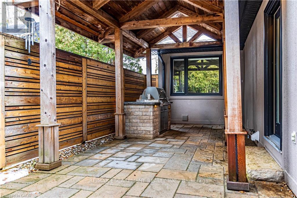 953 Lasalle Park Road, Burlington, Ontario  L7T 1M8 - Photo 48 - W12819782