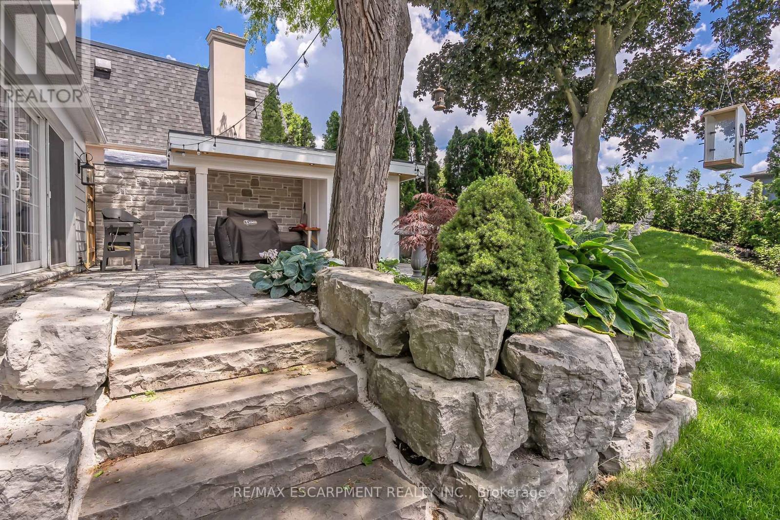 976 Cresthampton Lane, Mississauga, Ontario  L5H 2X1 - Photo 46 - W12819814