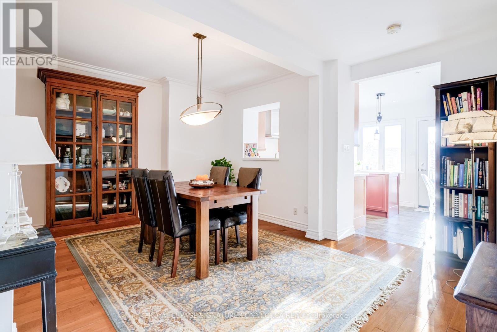 158 Mcroberts Avenue, Toronto, Ontario  M6E 4P5 - Photo 8 - W12819826