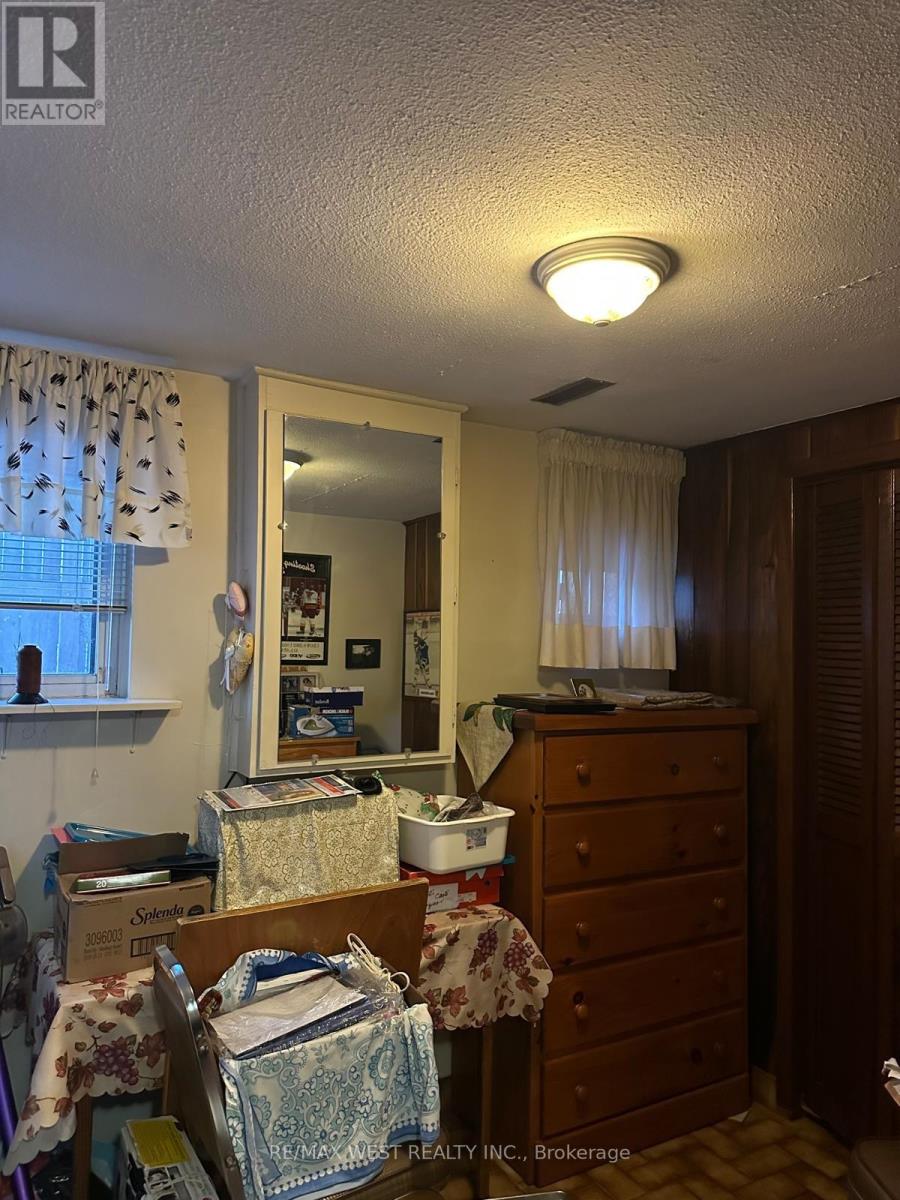 74 Elana Drive, Toronto, Ontario  M3N 2C2 - Photo 28 - W12819842