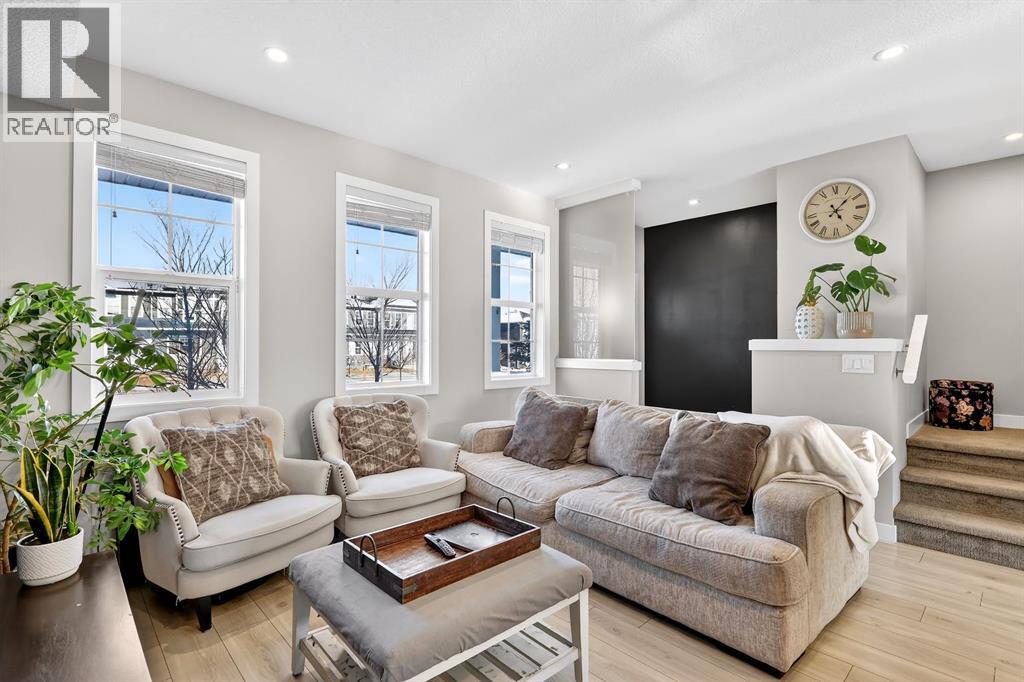 472 West Lakeview Drive, Chestermere, Alberta  T1X 2A4 - Photo 6 - A2281929