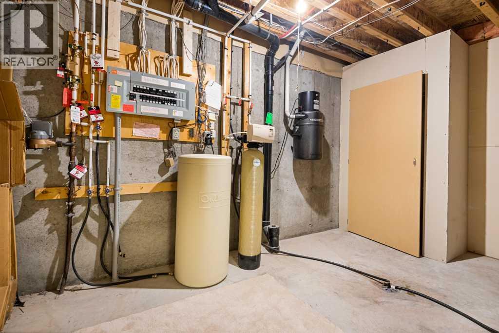 138 Sierra Morena Green Sw, Calgary, Alberta  T3H 3E4 - Photo 29 - A2287884