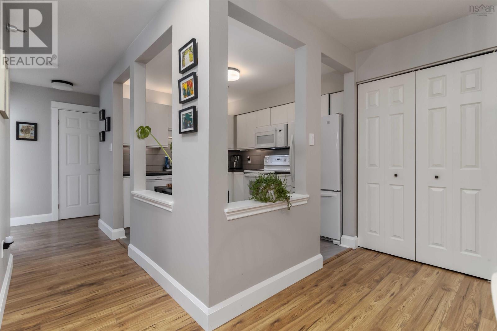 302 83 Kearney Lake Road, Halifax, Nova Scotia  B3M 4E6 - Photo 6 - 202602991