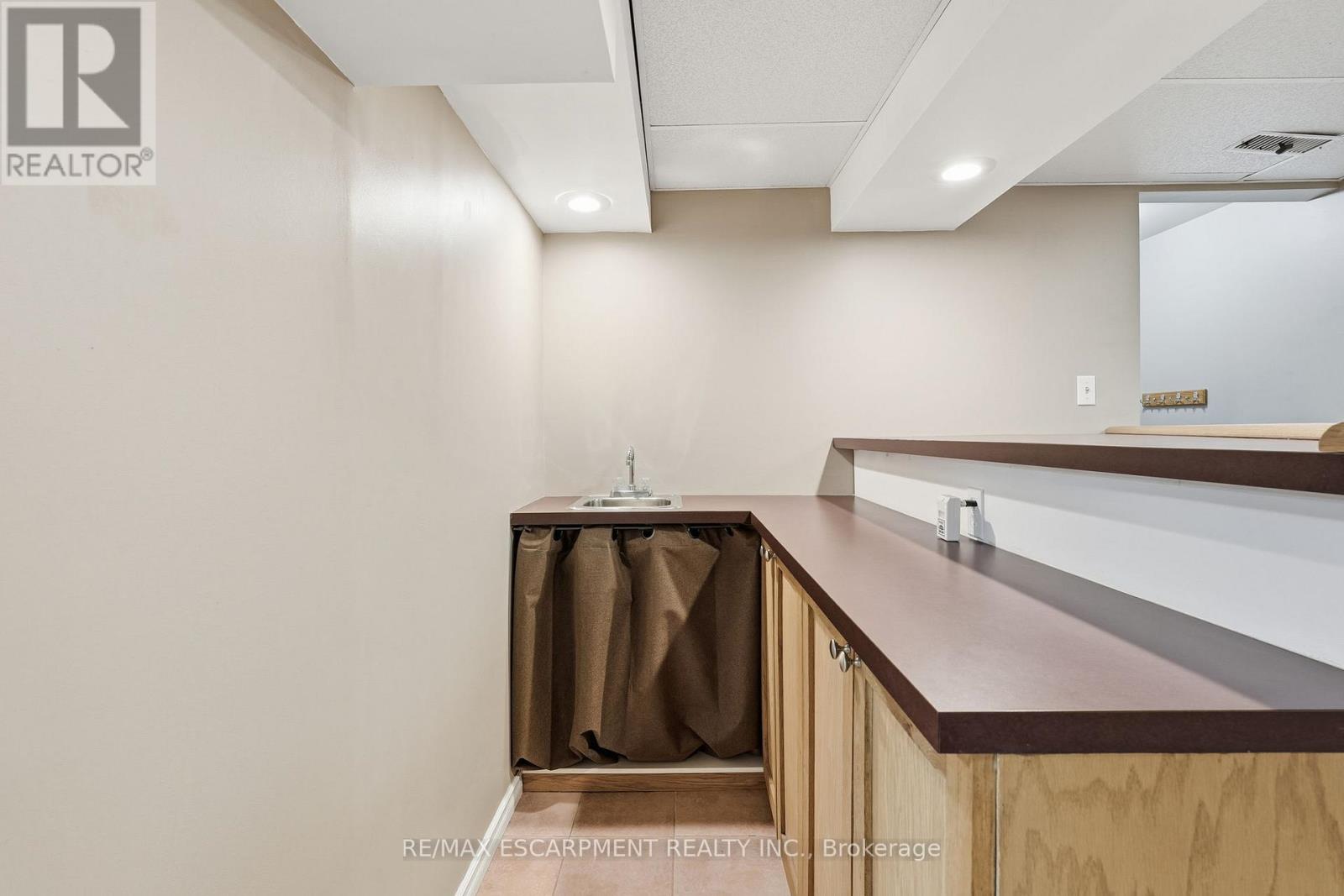 228 Green Road, Hamilton, Ontario  L8E 2A5 - Photo 36 - X12819798