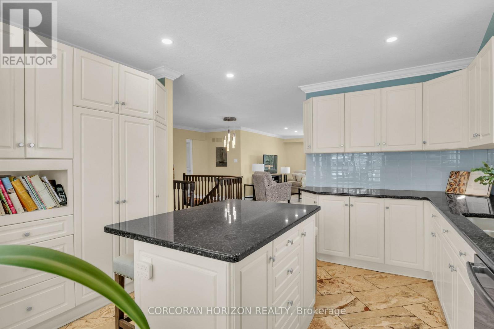 197 Autumn Hill Crescent, Kitchener, Ontario  N2N 1K9 - Photo 8 - X12819838