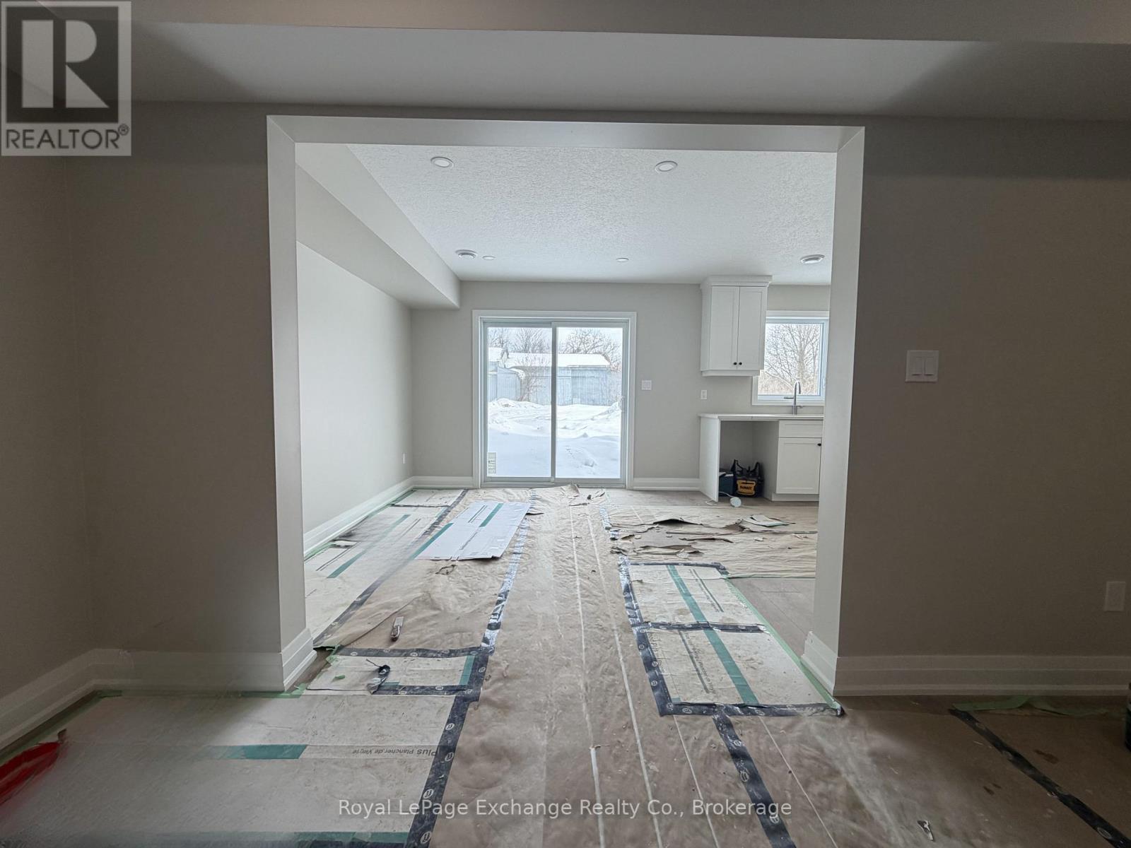 Unit 3 - 227 Bruce Street S, West Grey, Ontario  N0G 1R0 - Photo 11 - X12723436