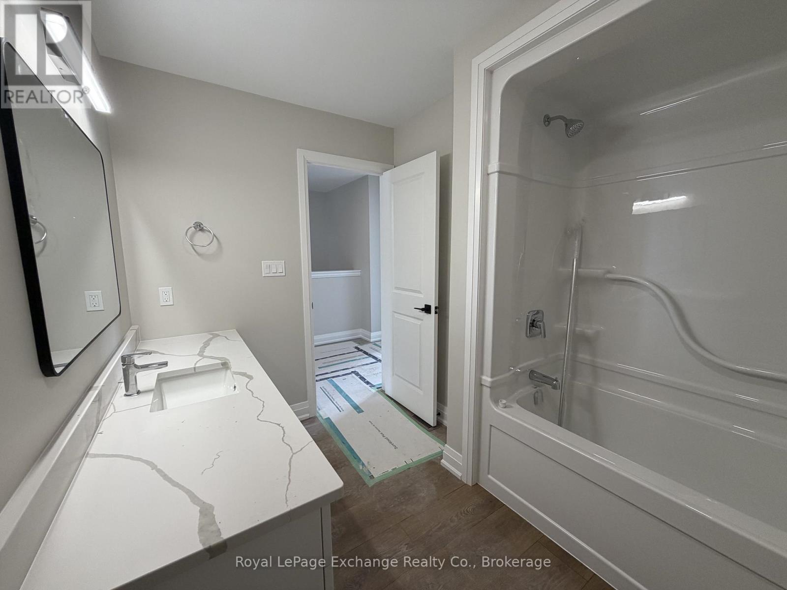 Unit 3 - 227 Bruce Street S, West Grey, Ontario  N0G 1R0 - Photo 21 - X12723436