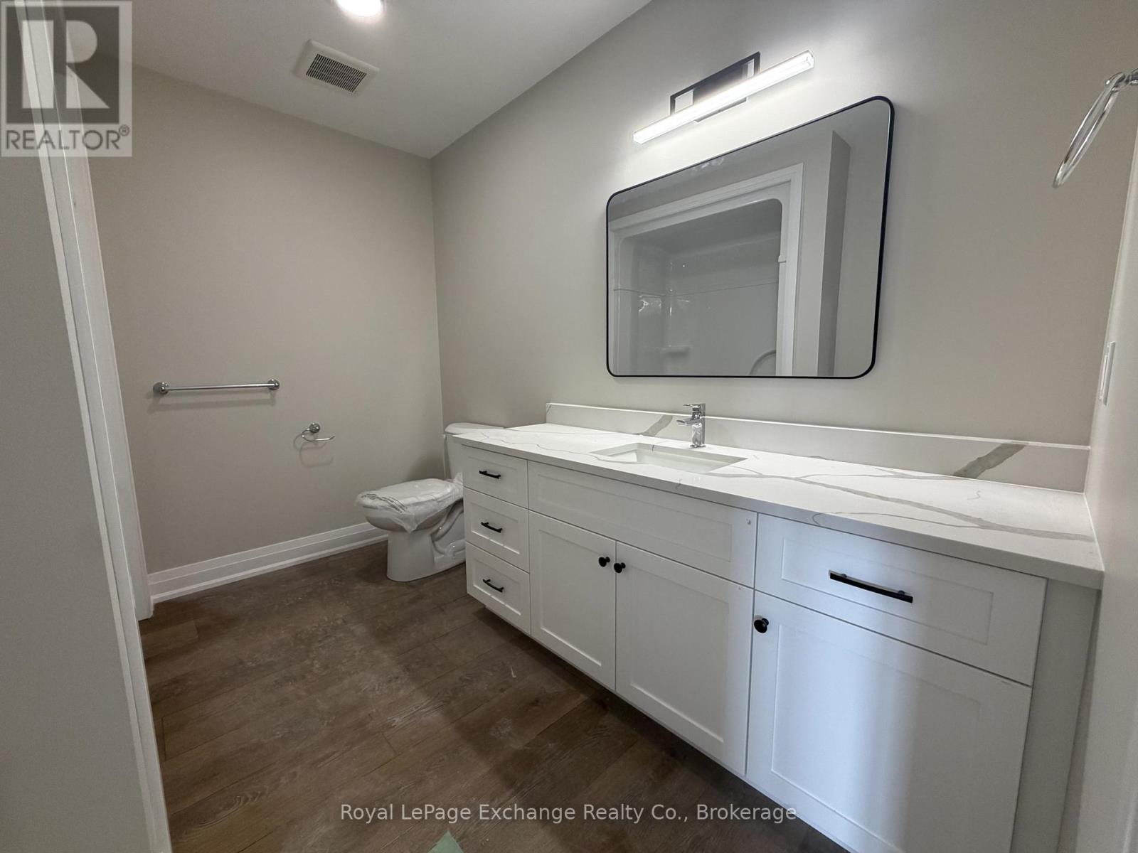 Unit 3 - 227 Bruce Street S, West Grey, Ontario  N0G 1R0 - Photo 20 - X12723436