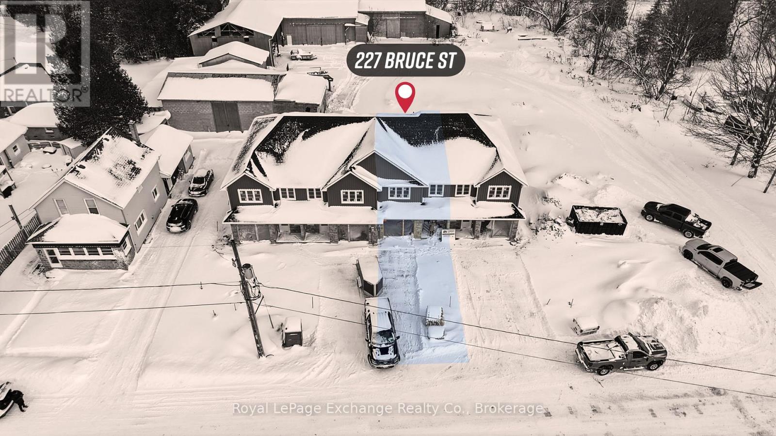 Unit 3 - 227 Bruce Street S, West Grey, Ontario  N0G 1R0 - Photo 4 - X12723436