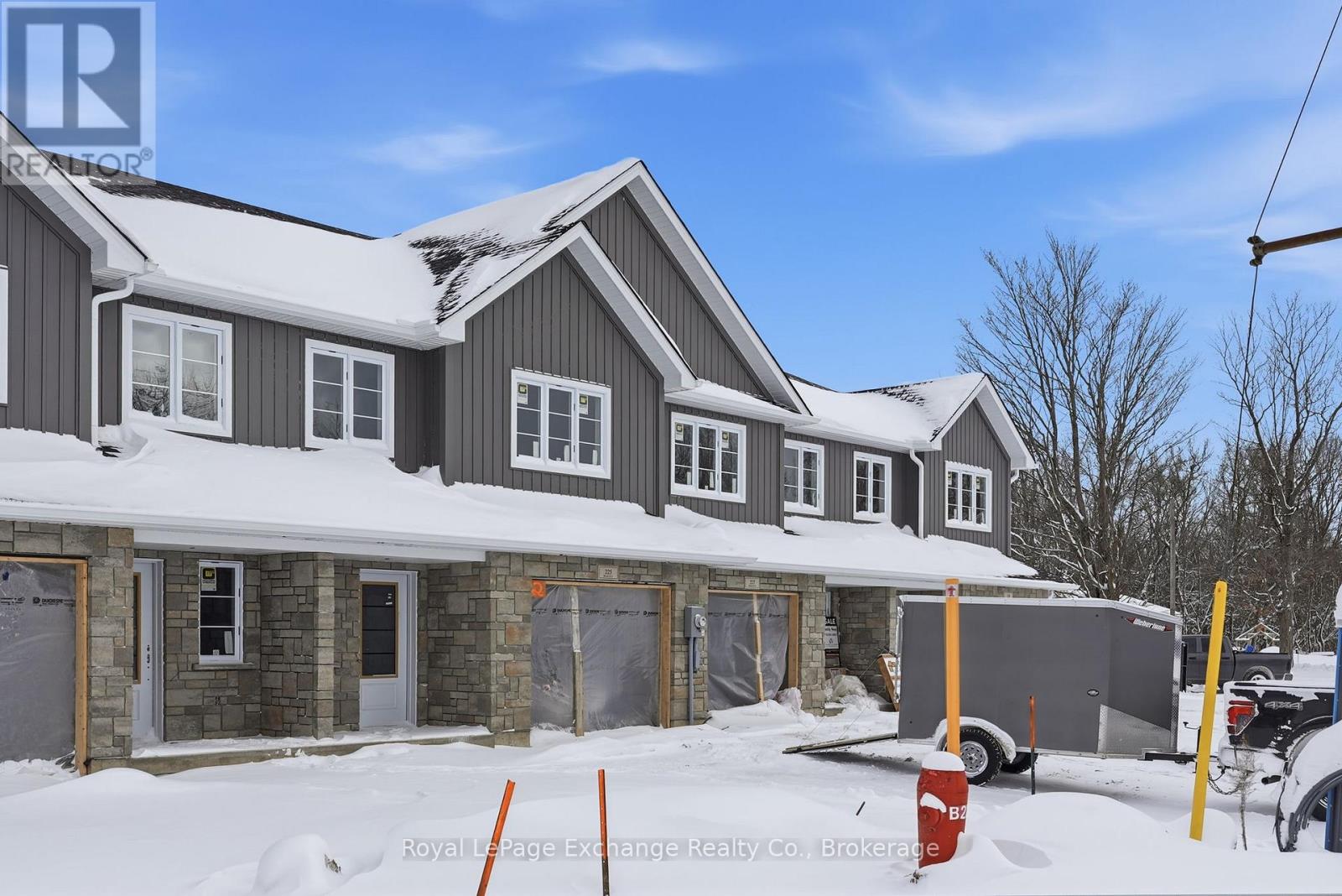 Unit 3 - 227 Bruce Street S, West Grey, Ontario  N0G 1R0 - Photo 3 - X12723436