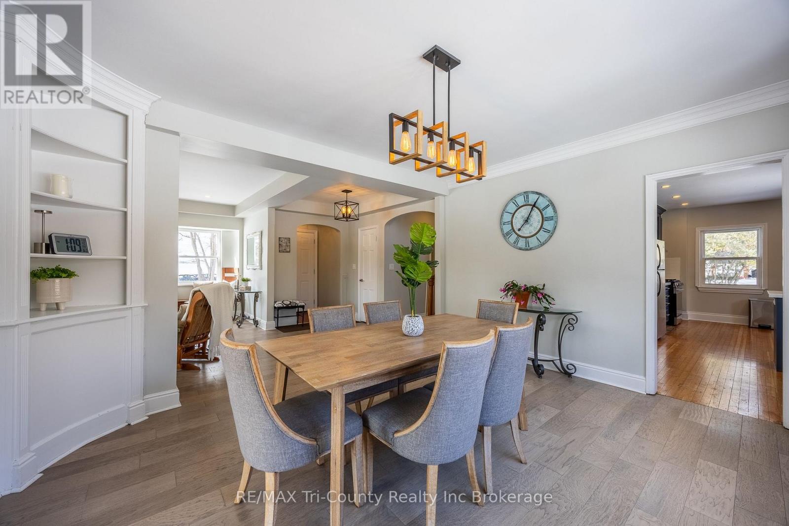 909 James Street, Norfolk, Ontario  N4B 2E3 - Photo 11 - X12820060