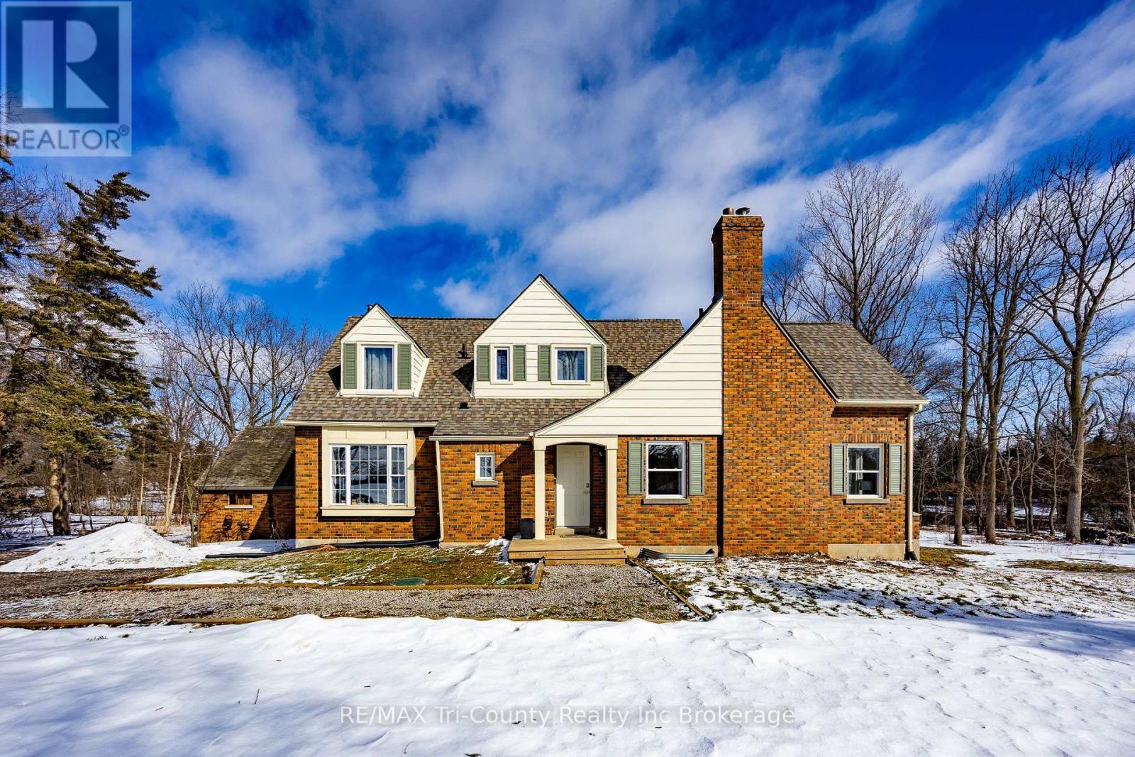 909 James Street, Norfolk, Ontario  N4B 2E3 - Photo 3 - X12820060