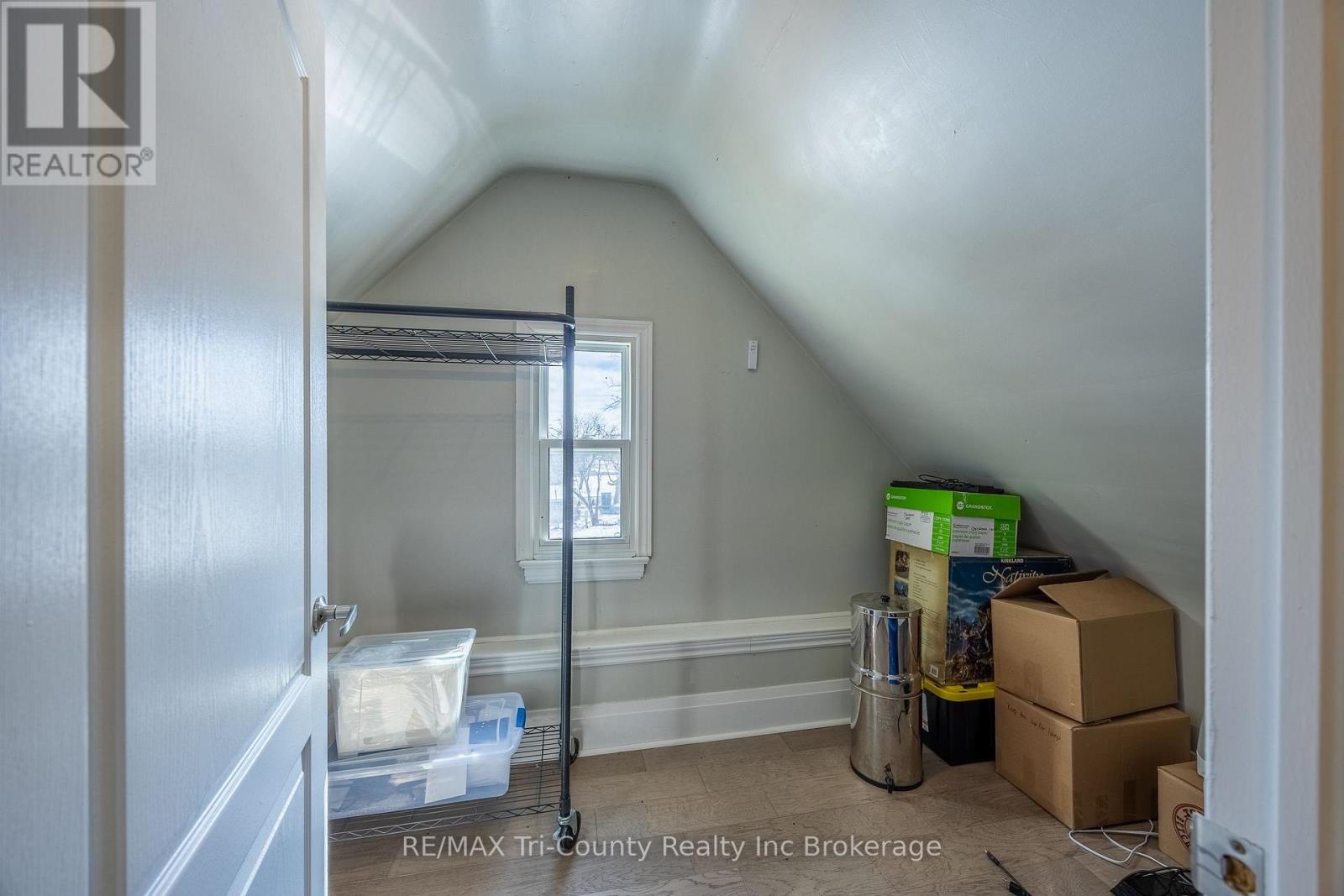 909 James Street, Norfolk, Ontario  N4B 2E3 - Photo 34 - X12820060