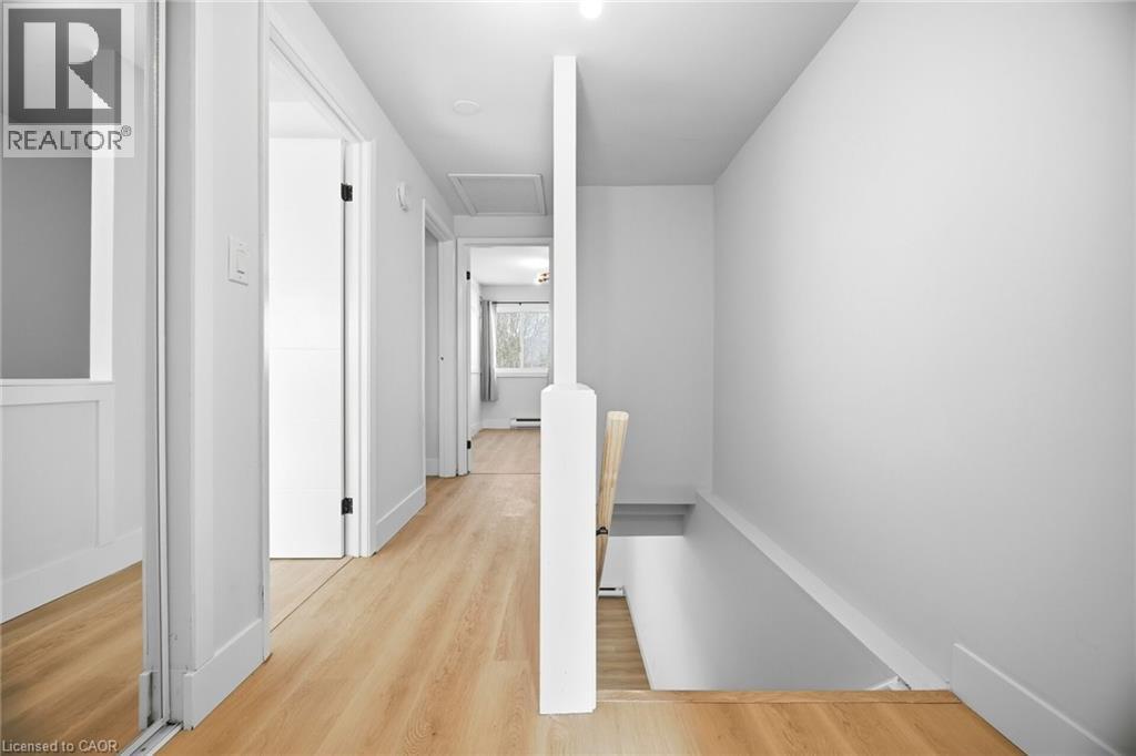 8 Claudette Gate, Hamilton, Ontario  L9B 1T5 - Photo 23 - 40807316