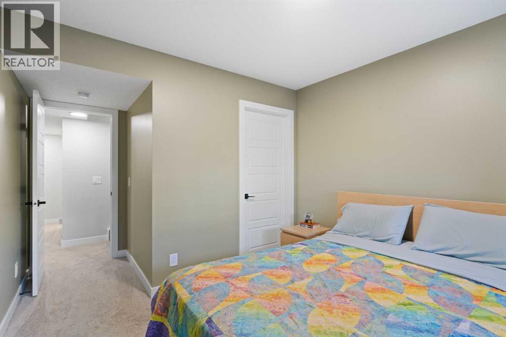 96 Emberside Glen, Cochrane, Alberta T4C 2L7 - Photo 37 - A2283709