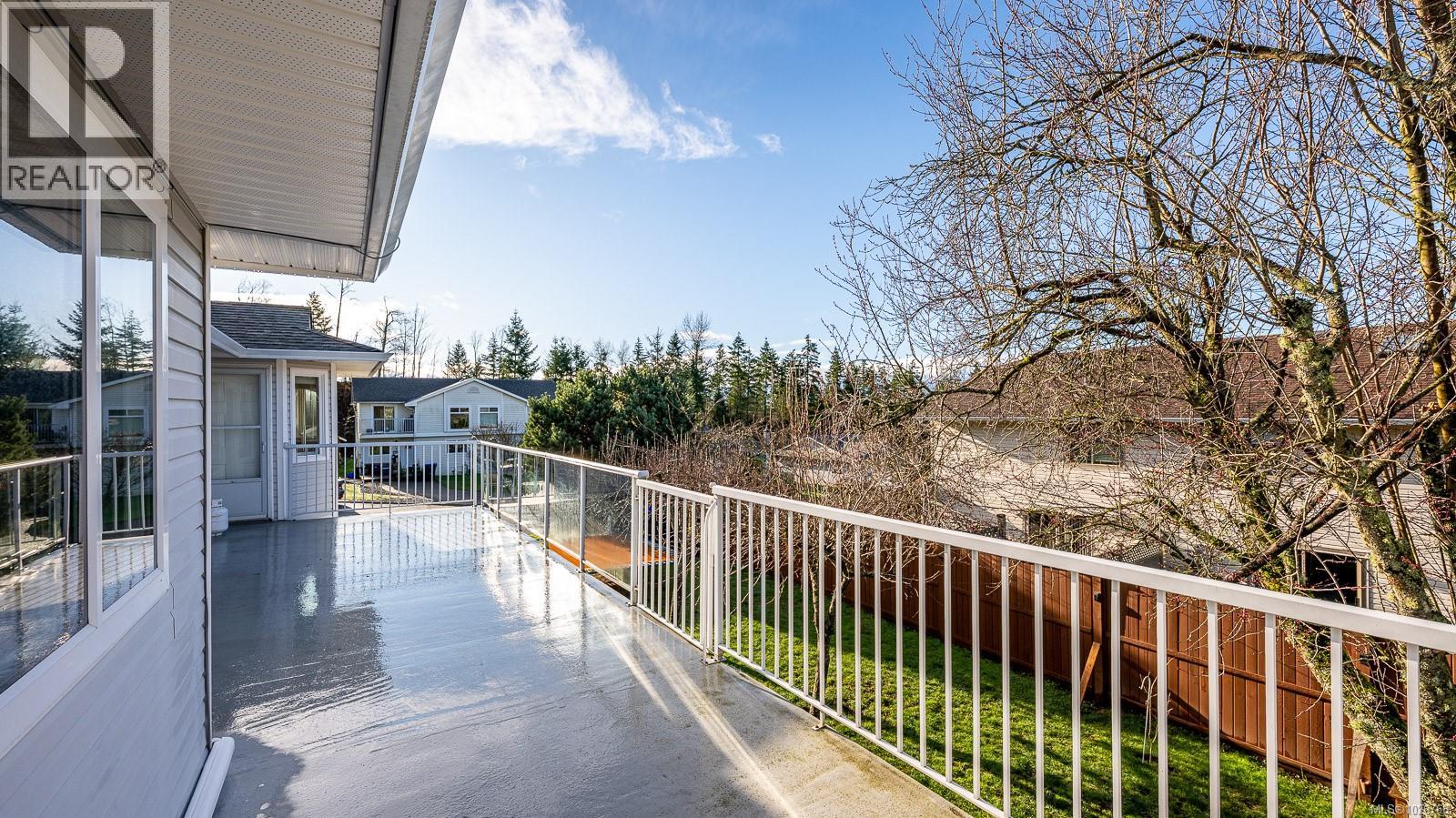 398 Panorama Cres, Courtenay, British Columbia  V9N 6V2 - Photo 10 - 1026766