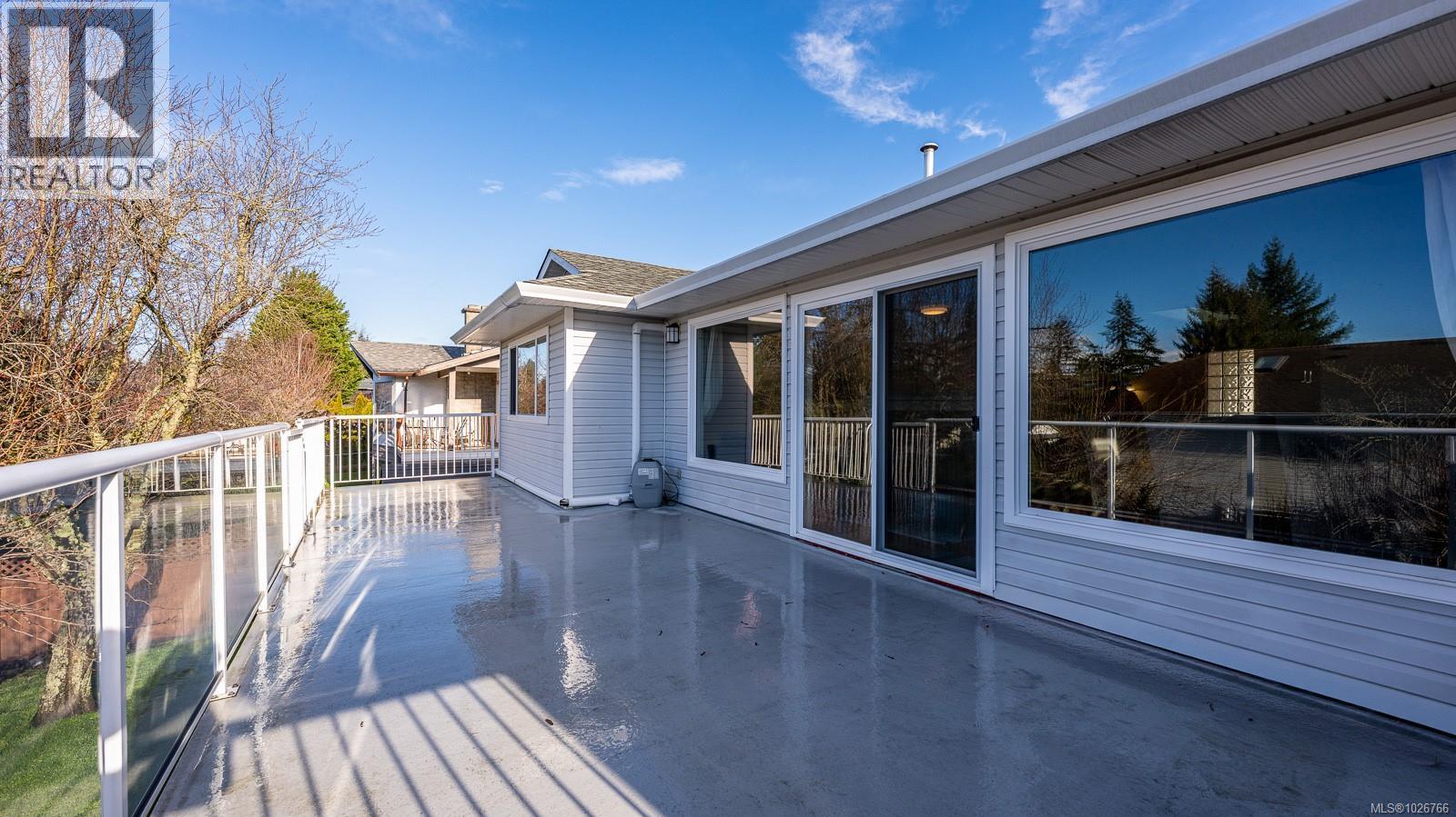 398 Panorama Cres, Courtenay, British Columbia  V9N 6V2 - Photo 9 - 1026766