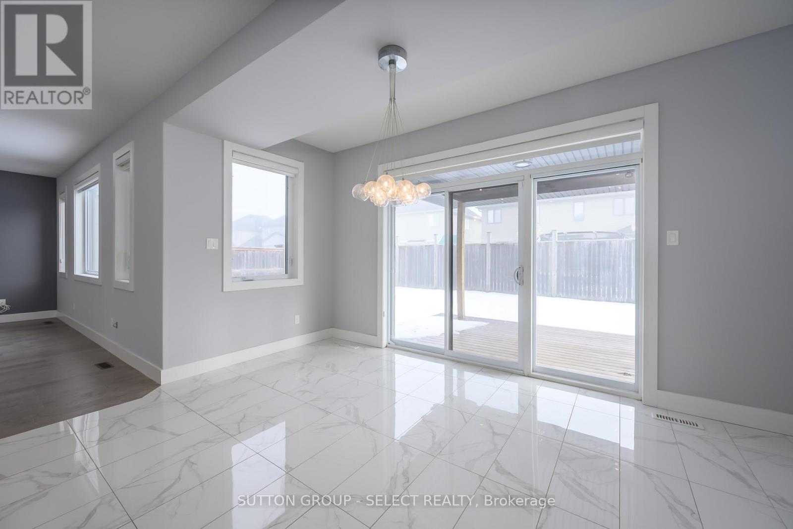 1062 Melsetter Way, London North, Ontario  N6G 0S4 - Photo 12 - X12819916