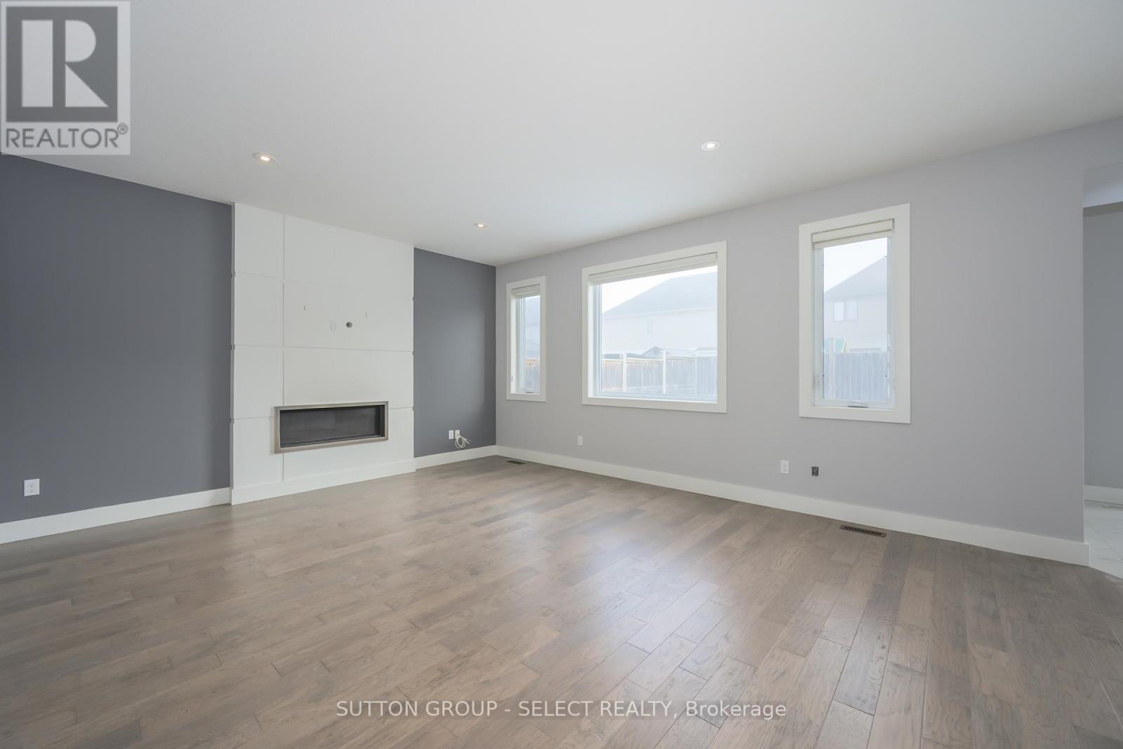 1062 Melsetter Way, London North, Ontario  N6G 0S4 - Photo 5 - X12819916