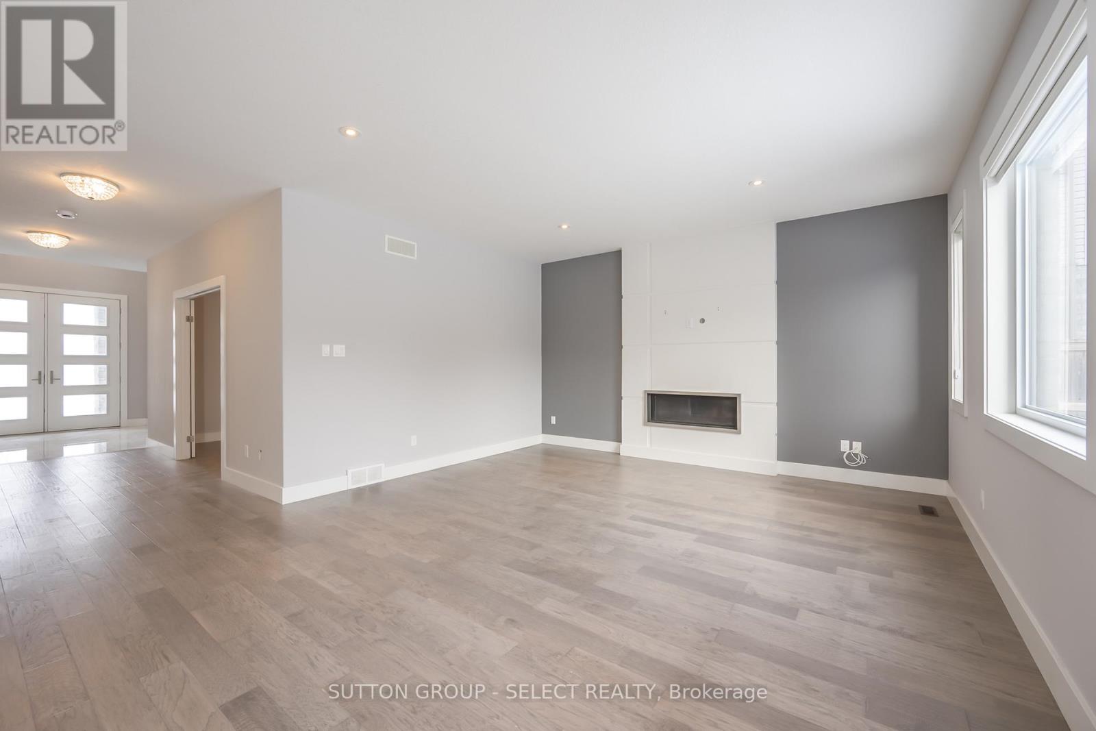 1062 Melsetter Way, London North, Ontario  N6G 0S4 - Photo 6 - X12819916