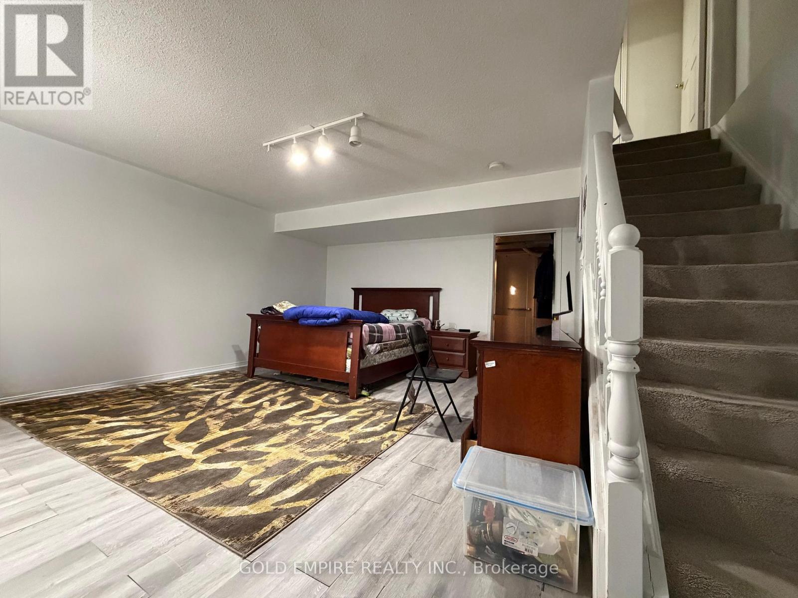 7 Roman Crescent, London East, Ontario  N5V 4W5 - Photo 22 - X12820044