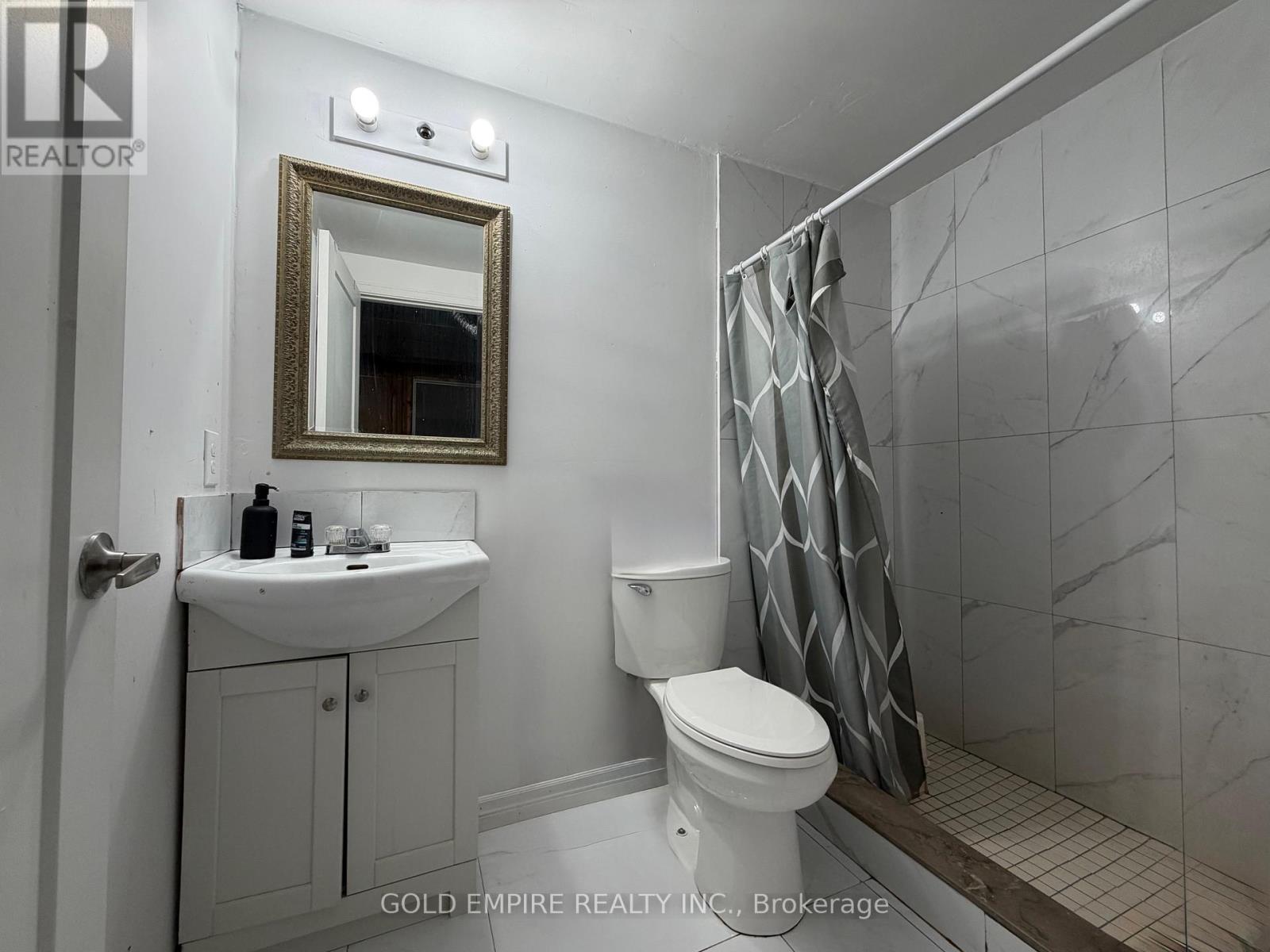 7 Roman Crescent, London East, Ontario  N5V 4W5 - Photo 23 - X12820044