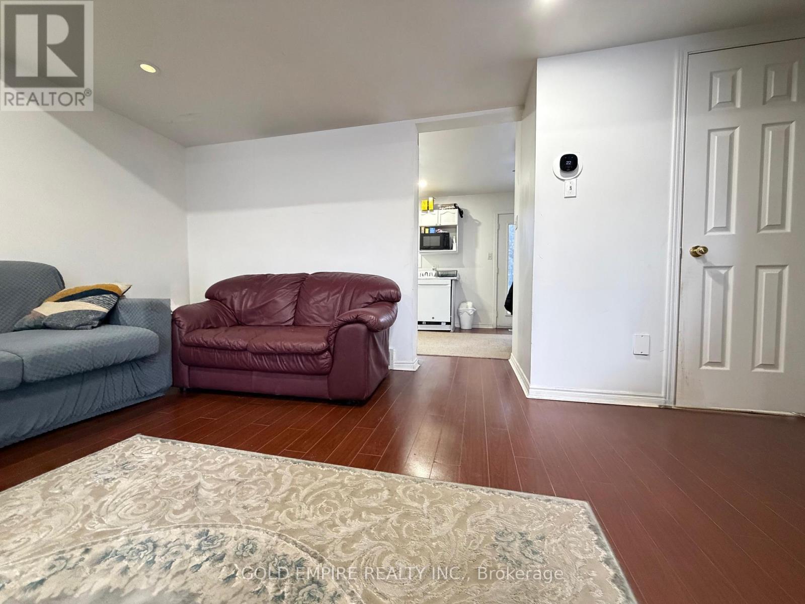 7 Roman Crescent, London East, Ontario  N5V 4W5 - Photo 9 - X12820044