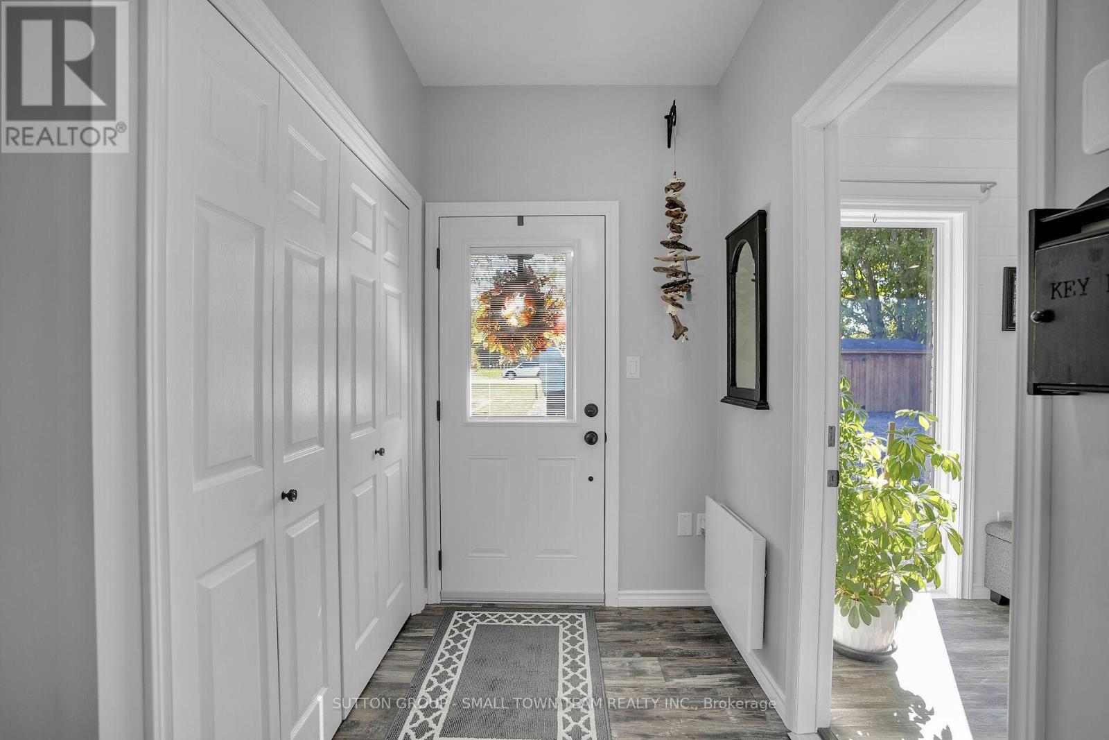 29788 Talbot Line, Dutton/dunwich, Ontario  N0L 2M0 - Photo 2 - X12820052