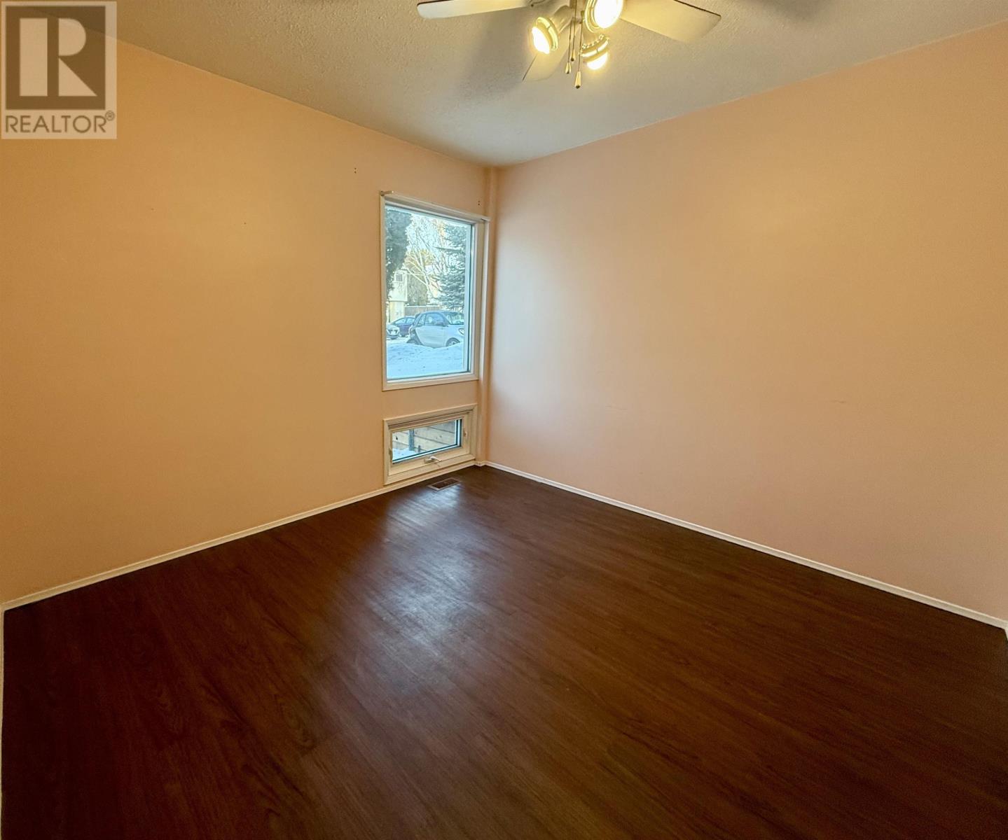 180 Varsity Row, Thunder Bay, Ontario  P7B 5P1 - Photo 3 - TB2600007