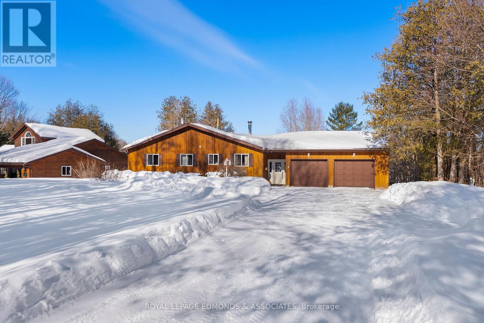 47a Trillium Lane, North Algona Wilberforce, Ontario K0J 1T0 - Photo 5 - X12820024