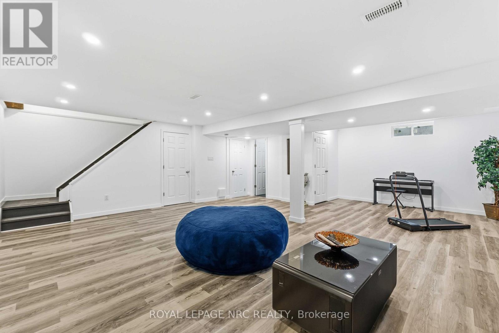 9 Woodgarden Court, St. Catharines, Ontario  L2M 7C9 - Photo 36 - X12820056