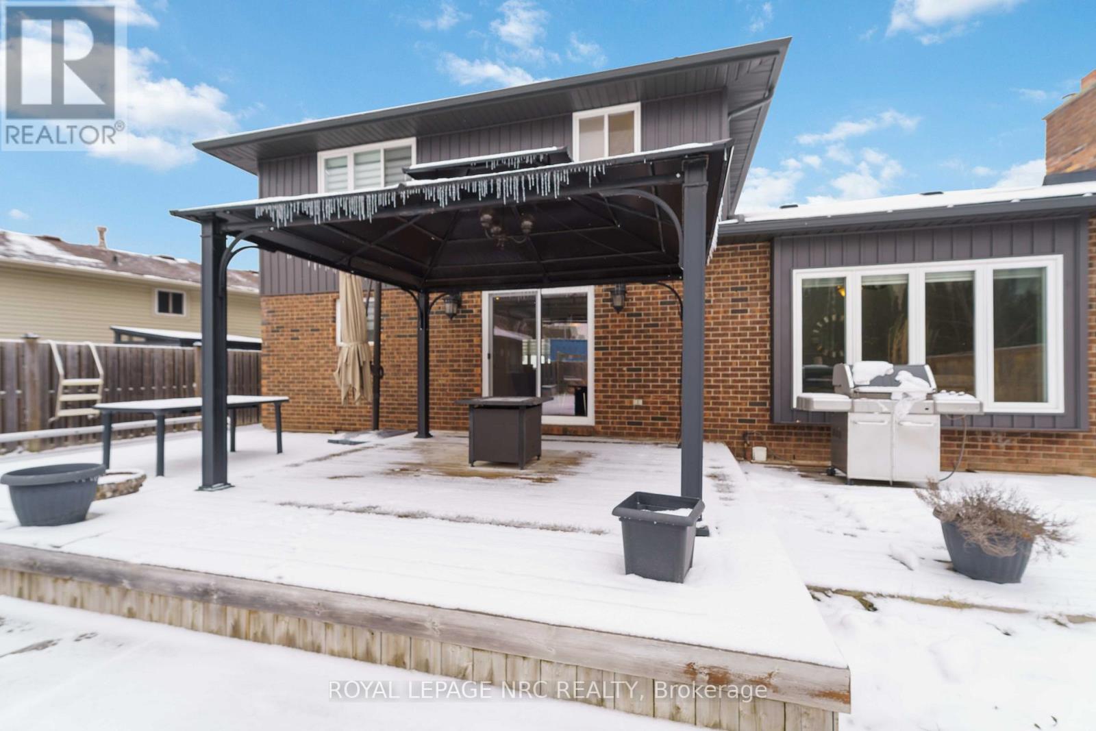 9 Woodgarden Court, St. Catharines, Ontario  L2M 7C9 - Photo 46 - X12820056