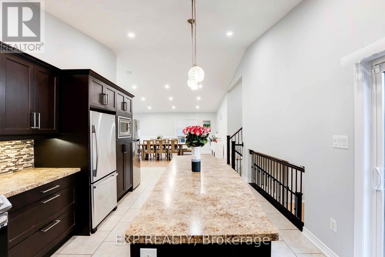 8583 Forestview Boulevard, Niagara Falls, Ontario  L2H 0B2 - Photo 13 - X12820070