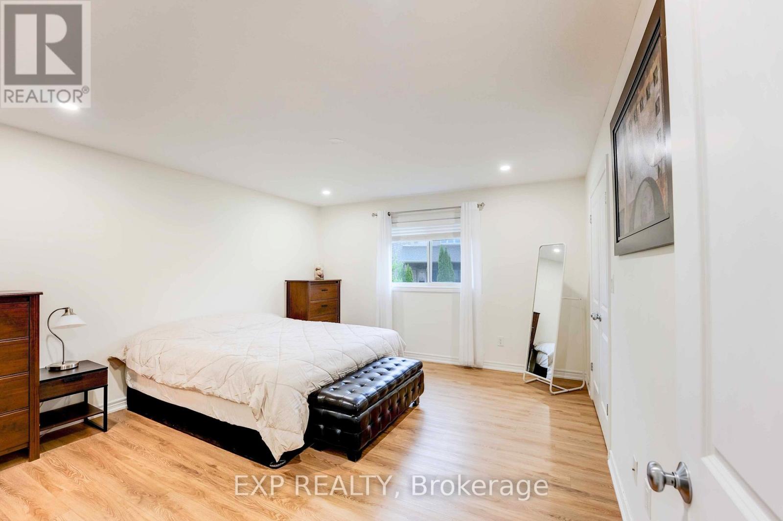 8583 Forestview Boulevard, Niagara Falls, Ontario  L2H 0B2 - Photo 19 - X12820070