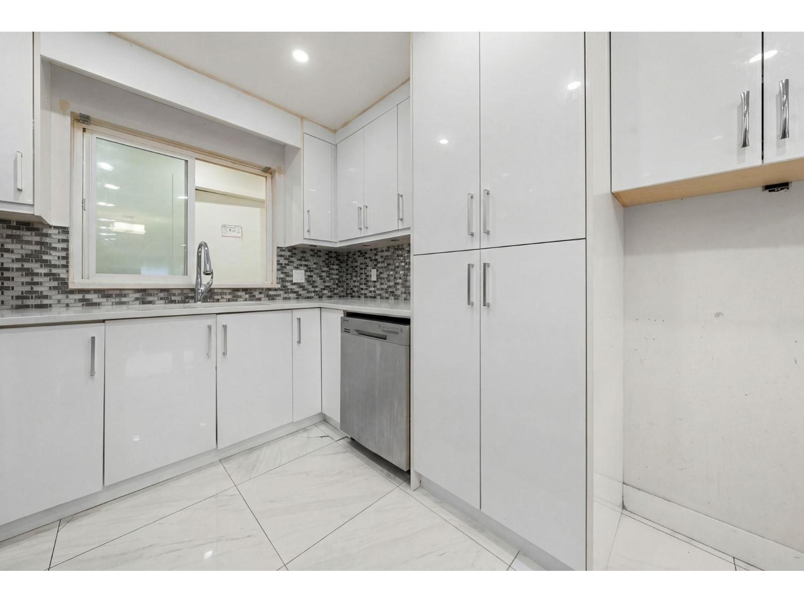 12541 77a Avenue, Surrey, British Columbia  V3W 8P2 - Photo 14 - R3088745