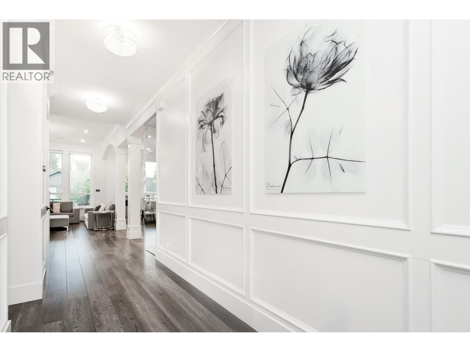 23066 135 Avenue, Maple Ridge, British Columbia  V4R 0E6 - Photo 3 - R3093464