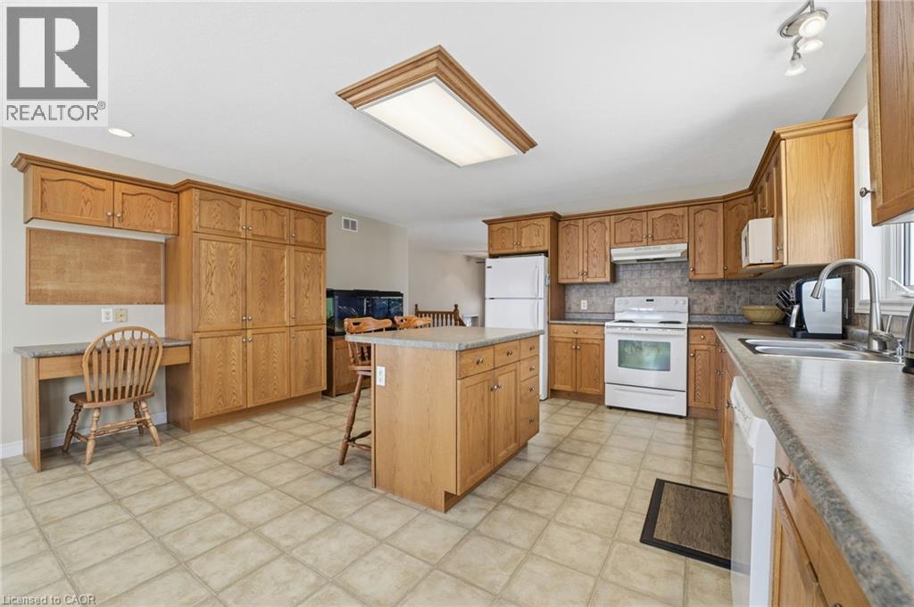 110 Armstrong Street W, Listowel, Ontario  N4W 3V8 - Photo 15 - 40805851