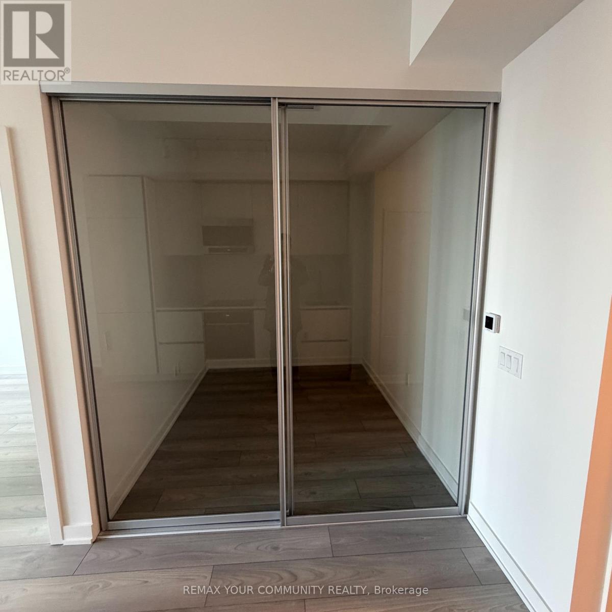 2704 - 110 Broadway Avenue, Toronto (Mount Pleasant West), Ontario  M4P 1V7 - Photo 12 - C12819894