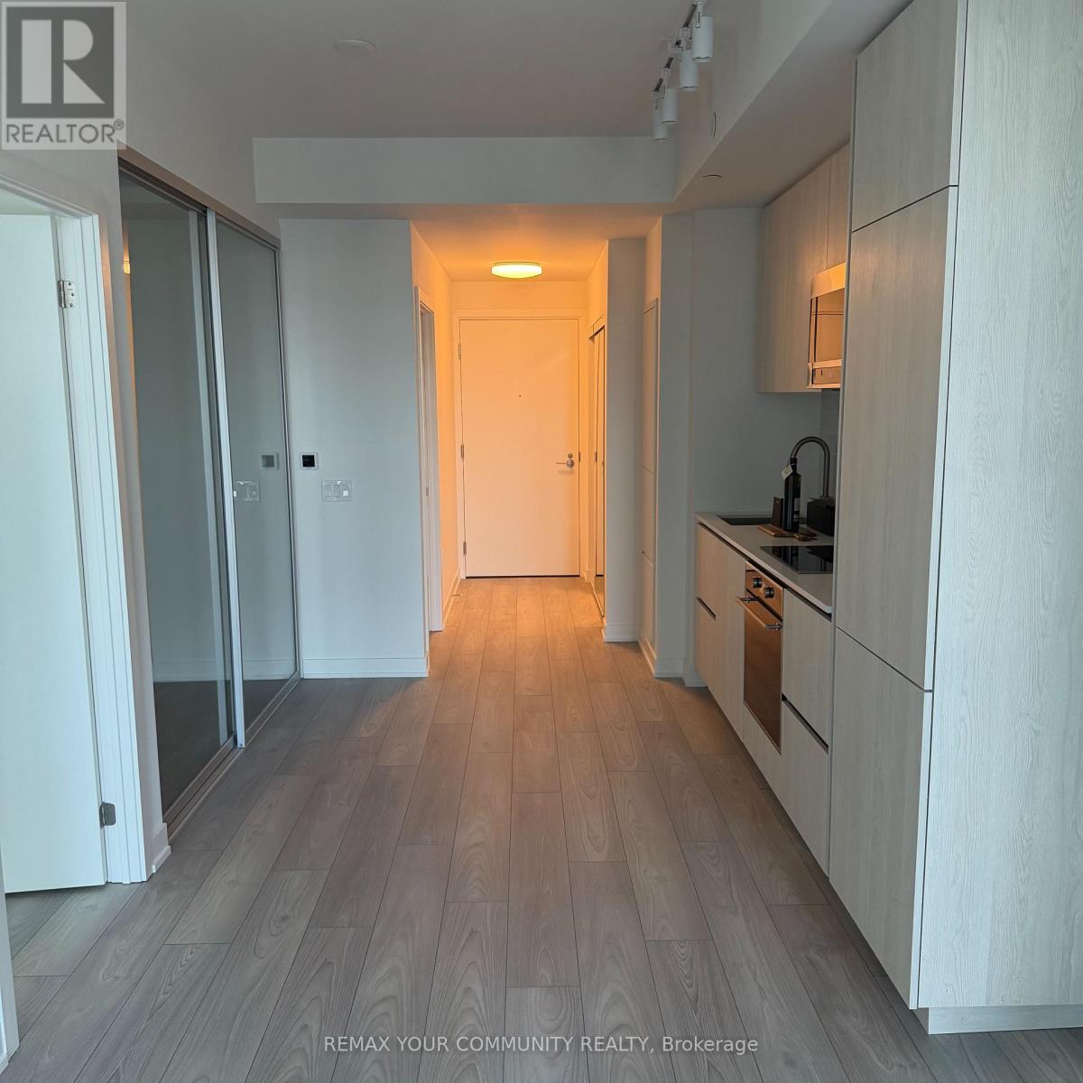 2704 - 110 Broadway Avenue, Toronto (Mount Pleasant West), Ontario  M4P 1V7 - Photo 9 - C12819894