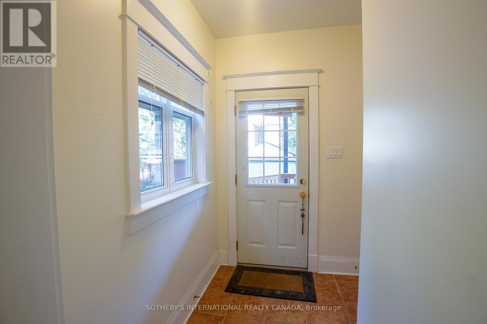 49 Hillsdale Avenue W, Toronto (Yonge-Eglinton), Ontario  M5P 1E9 - Photo 10 - C12820022