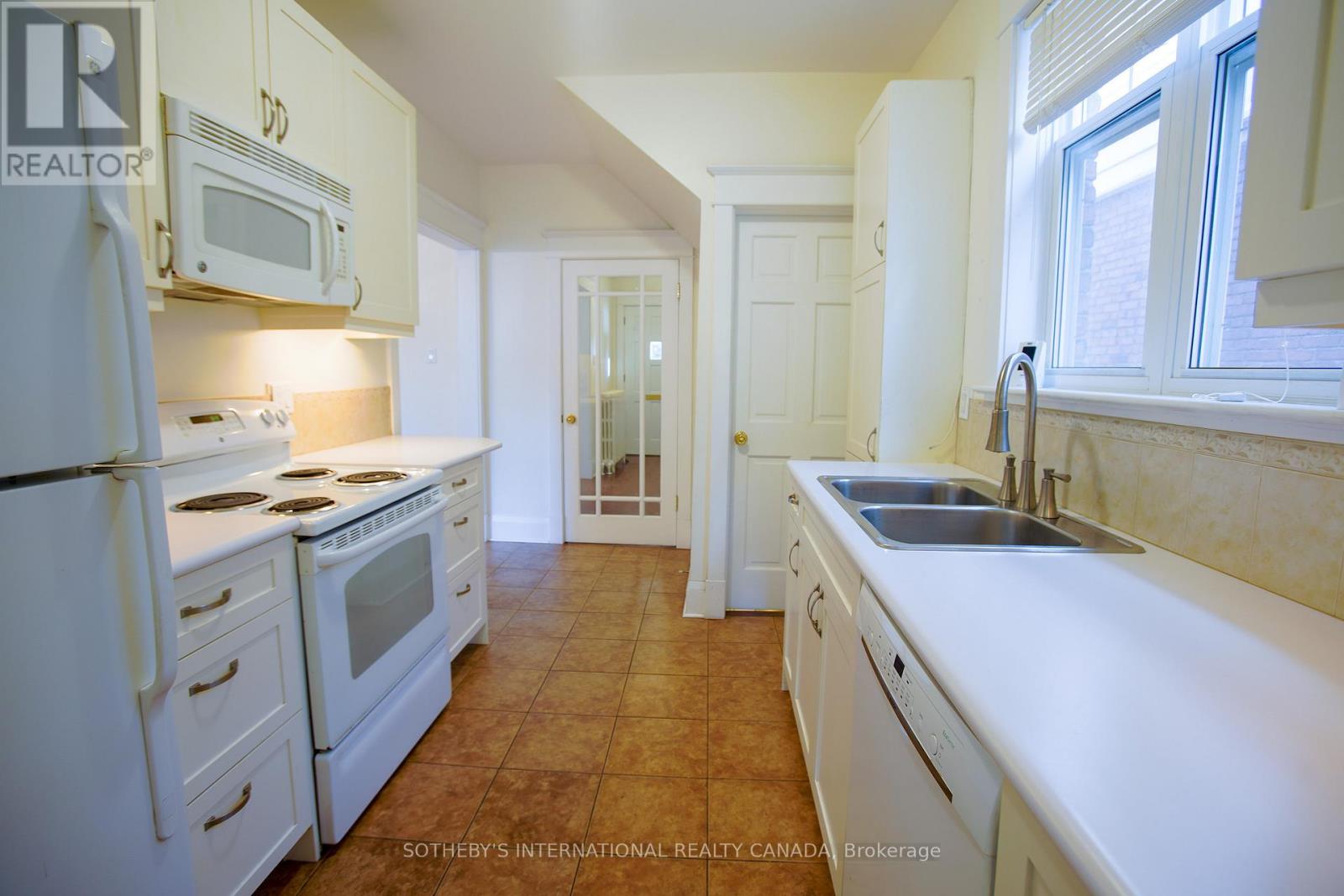 49 Hillsdale Avenue W, Toronto (Yonge-Eglinton), Ontario  M5P 1E9 - Photo 5 - C12820022