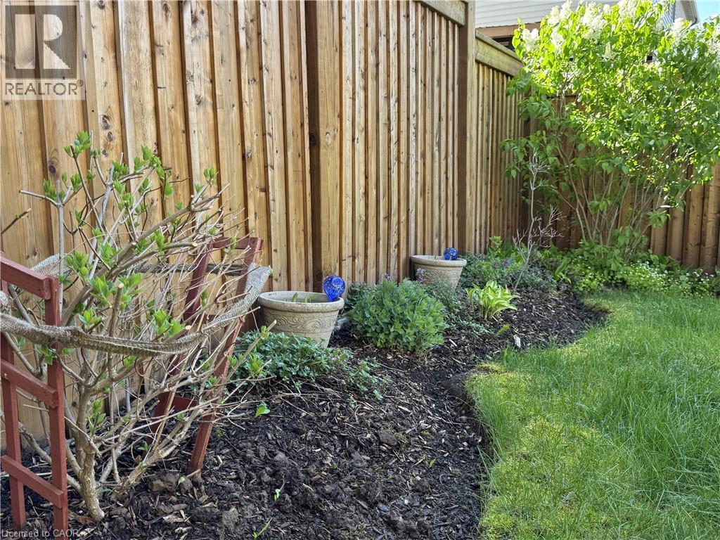 582 Mayapple Street, Waterloo, Ontario  N2V 0E3 - Photo 40 - 40806738