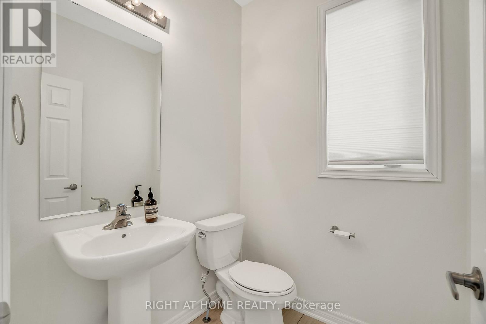 1174 Sepia Square, Pickering, Ontario  L1X 0H1 - Photo 20 - E12819920