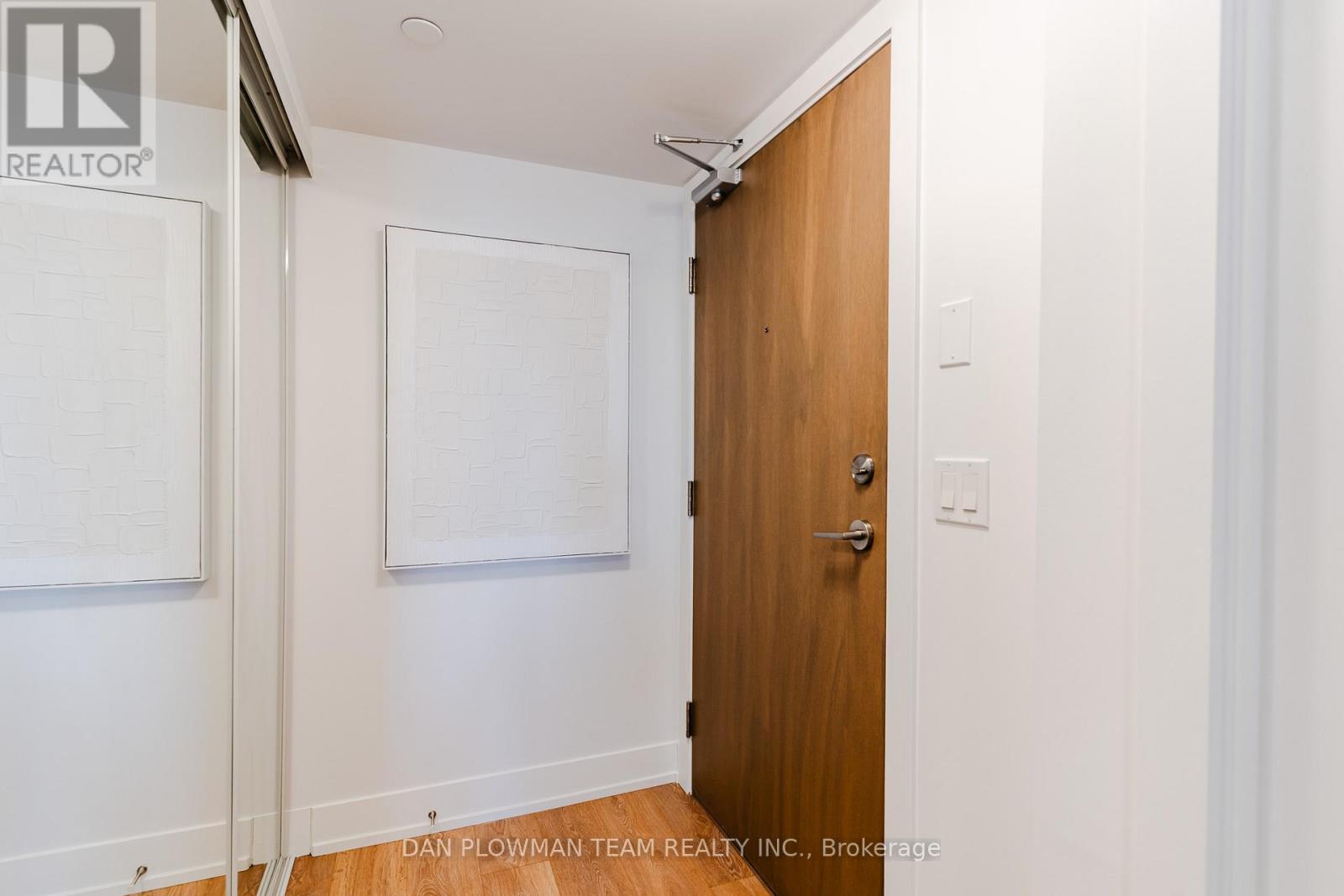 1005 - 1255 Bayly Street, Pickering, Ontario  L1W 0B6 - Photo 4 - E12819984