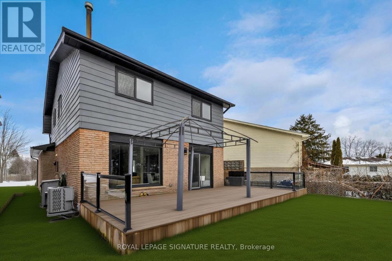 567 Downland Drive, Pickering, Ontario  L1W 3B1 - Photo 35 - E12820016