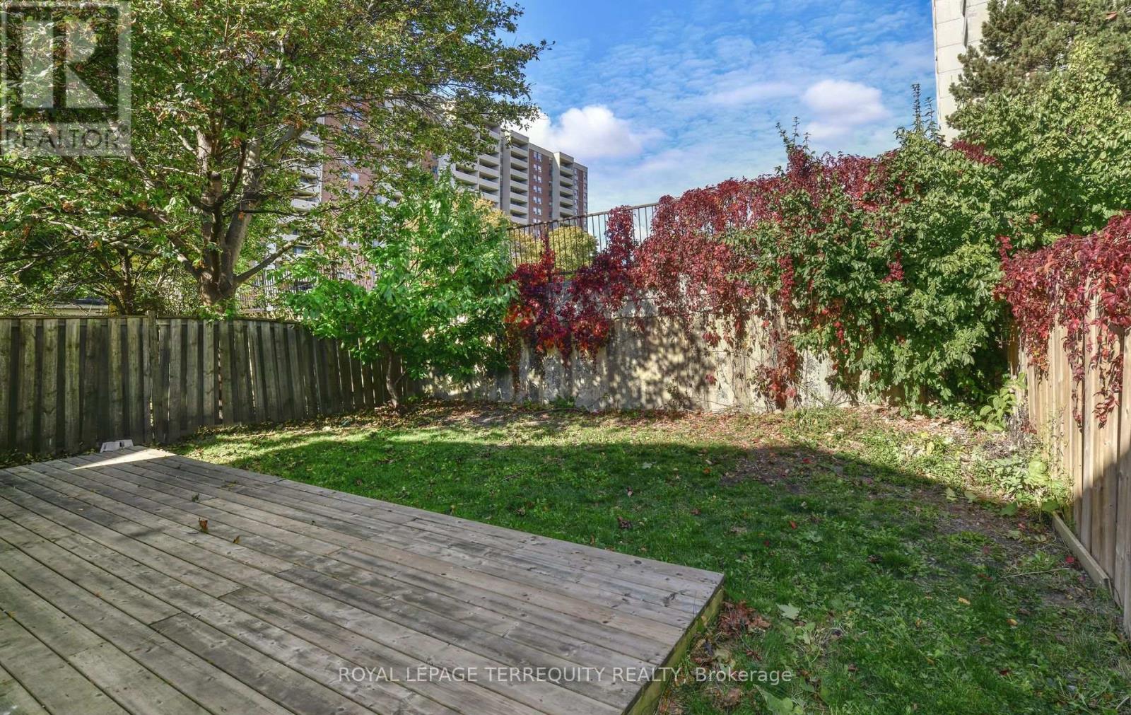 B - 36 Plumridge Court, Ajax (South East), Ontario  L1S 3Z8 - Photo 17 - E12820028