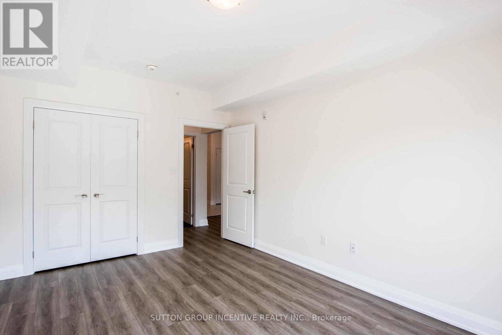 308 - 306 Essa Road, Barrie (0 West), Ontario  L9J 0H5 - Photo 18 - S12819912