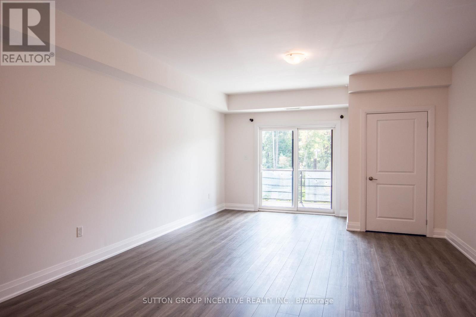 308 - 306 Essa Road, Barrie (0 West), Ontario  L9J 0H5 - Photo 9 - S12819912