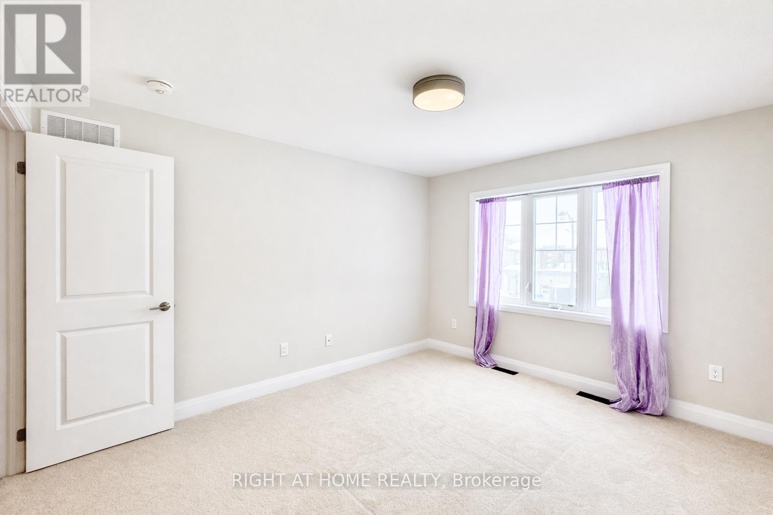 9 Sweet Cicely Street, Springwater, Ontario  L9X 2E2 - Photo 12 - S12819994